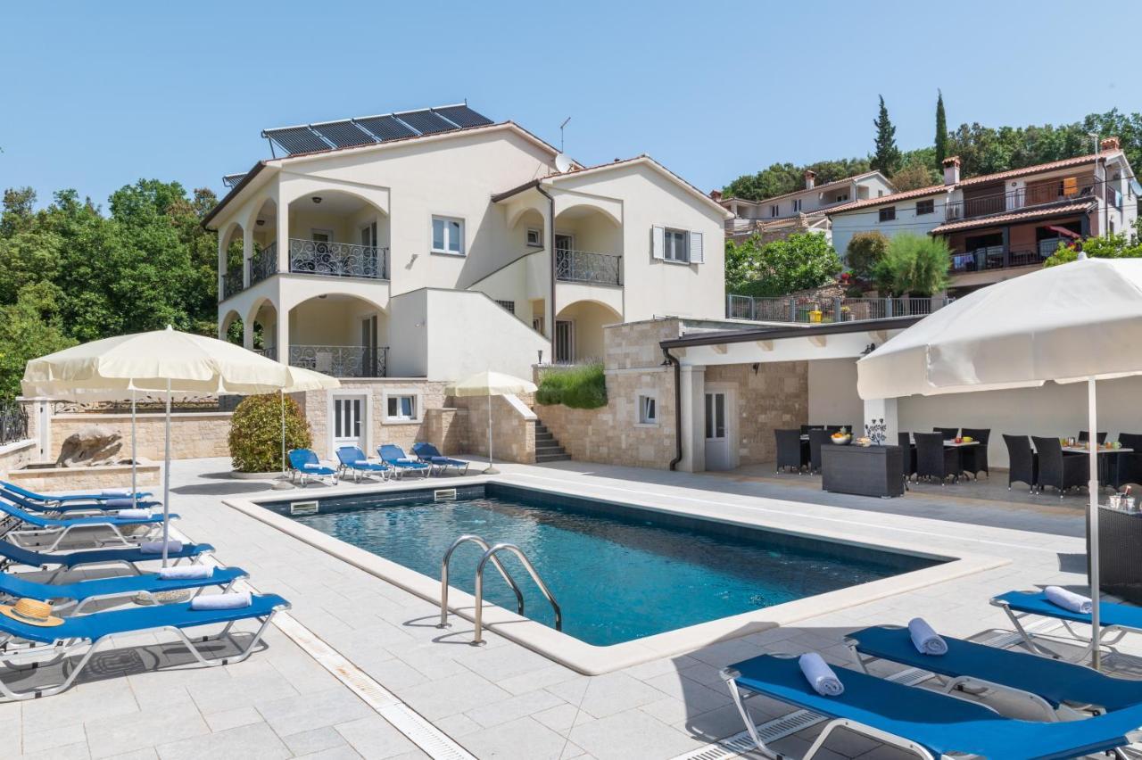 Villa Vires Labin  Esterno foto